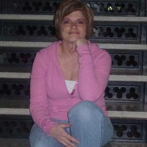 Meet your Posher, Dionne dede emanuel